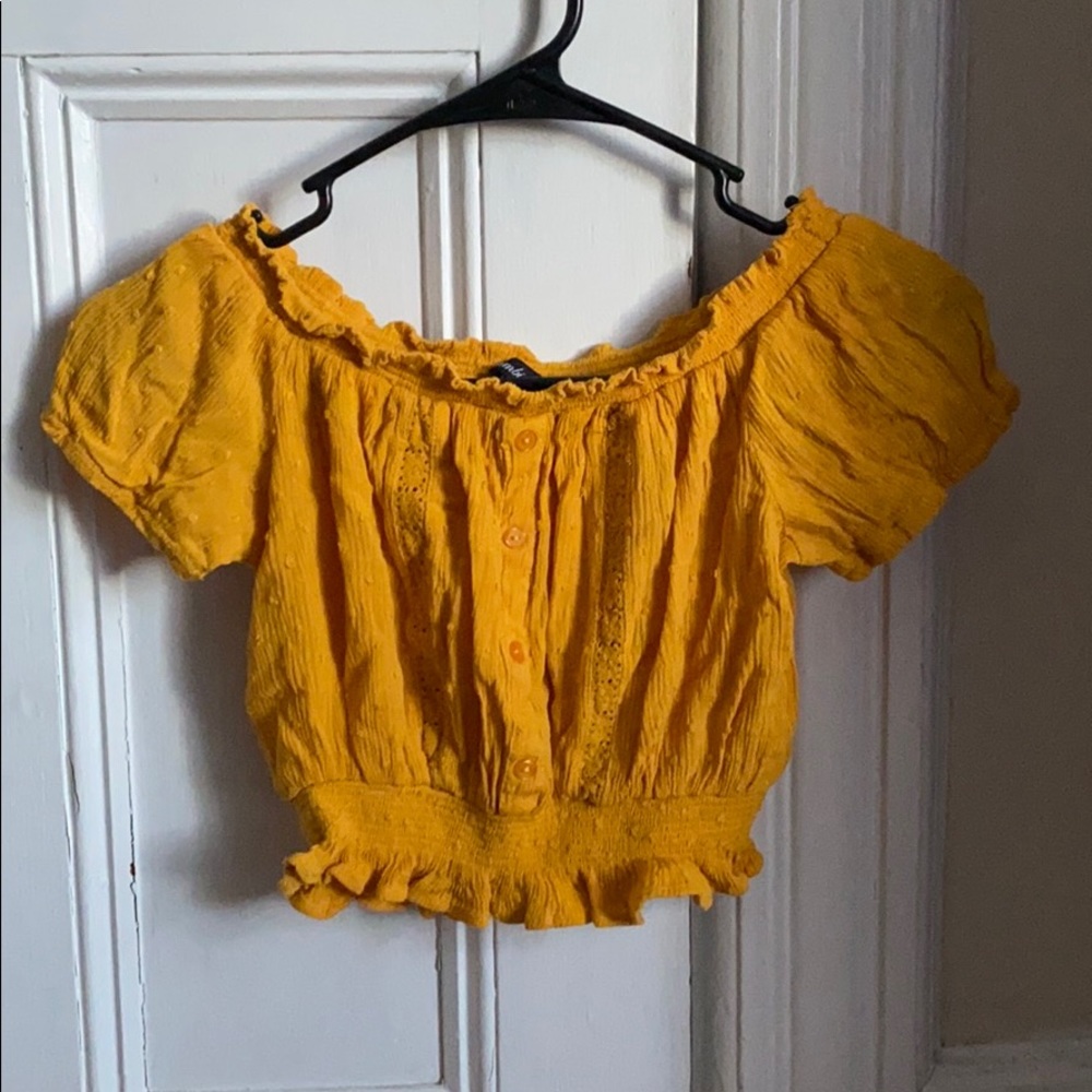 Women’s crop top